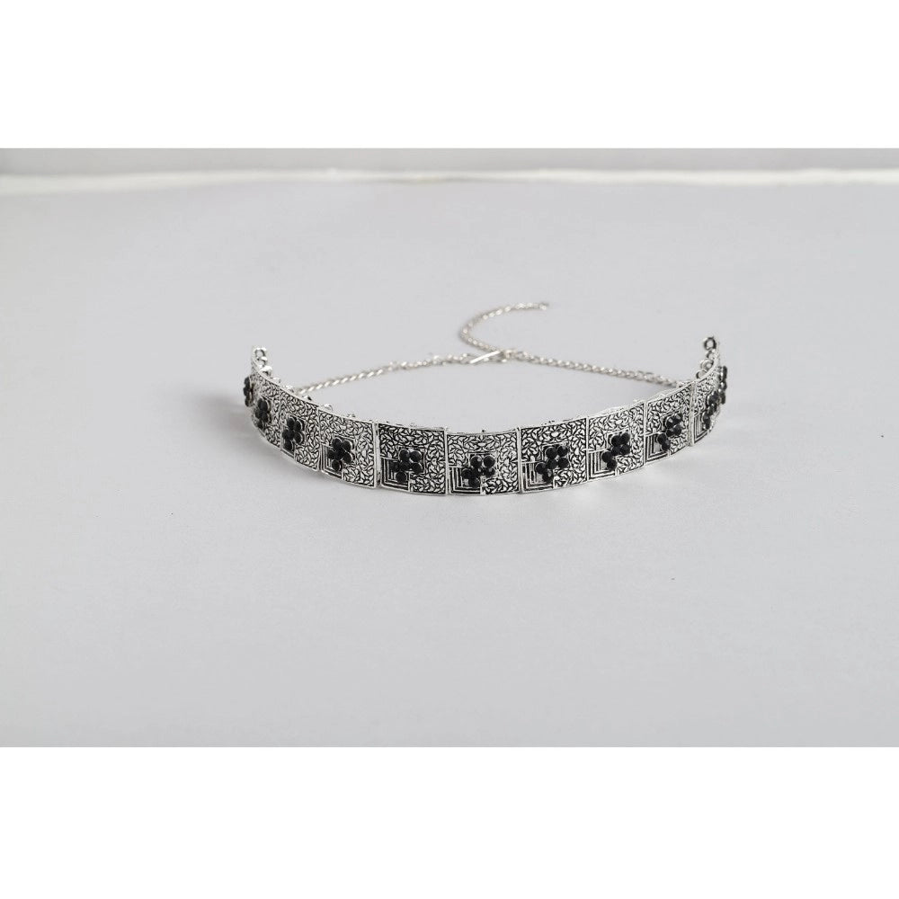 Women's Rose Gold Plated Alloy Necklace & Earings Set (Silver & Black)