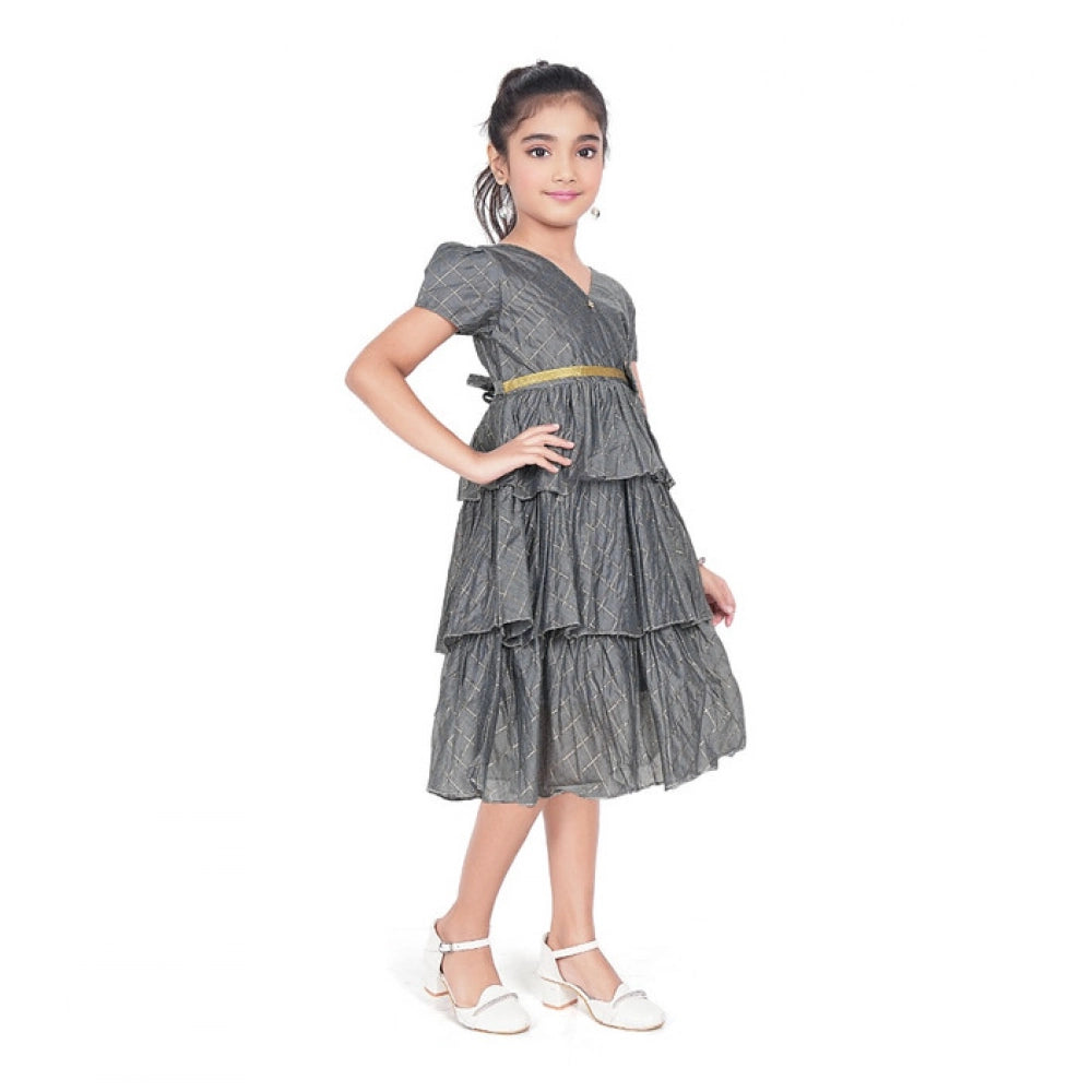 Girl's Artificial Silk Striped Short Sleeve V Neck Dress (Grey)