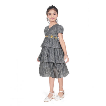 Girl's Artificial Silk Striped Short Sleeve V Neck Dress (Grey)