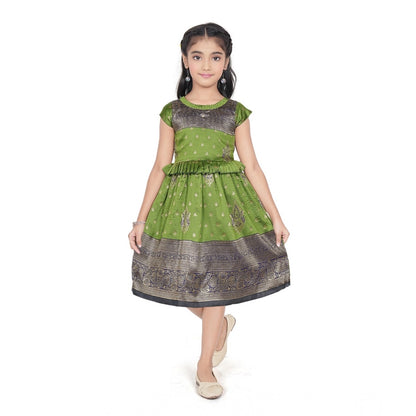 Girl's Brocket Printed Short Sleeve Round Neck Dress (Green)